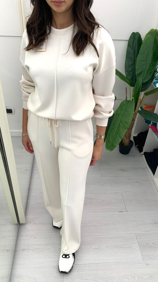 QUEGUAPA Tuta Cassia