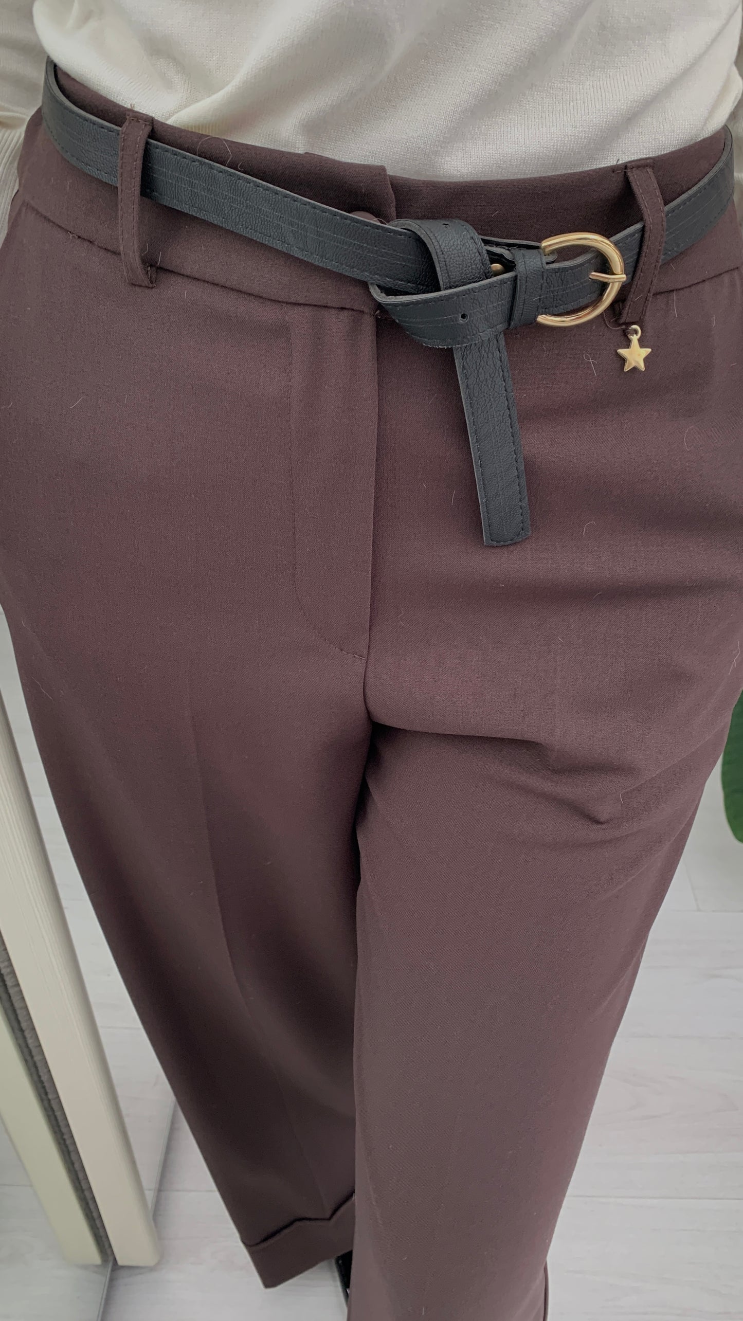 QUEGUAPA Pantalone Ornella con Cintura