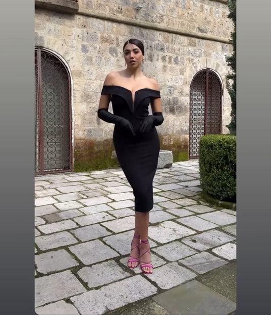 TNS BRAND Jasmine con Scollo Barca Spaziale