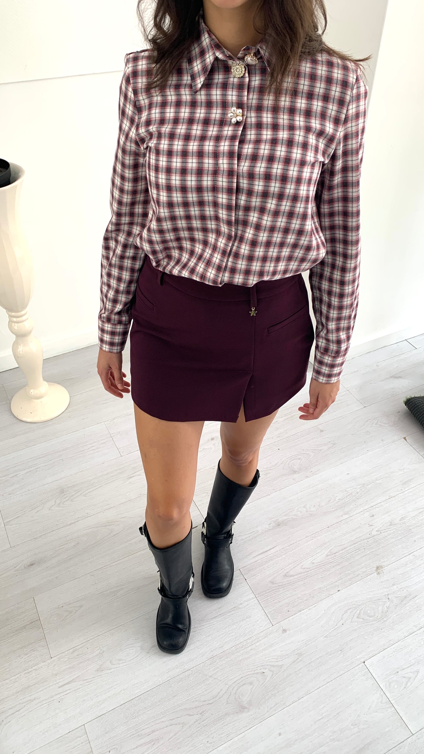 QUEGUAPA Shorts Flaminia