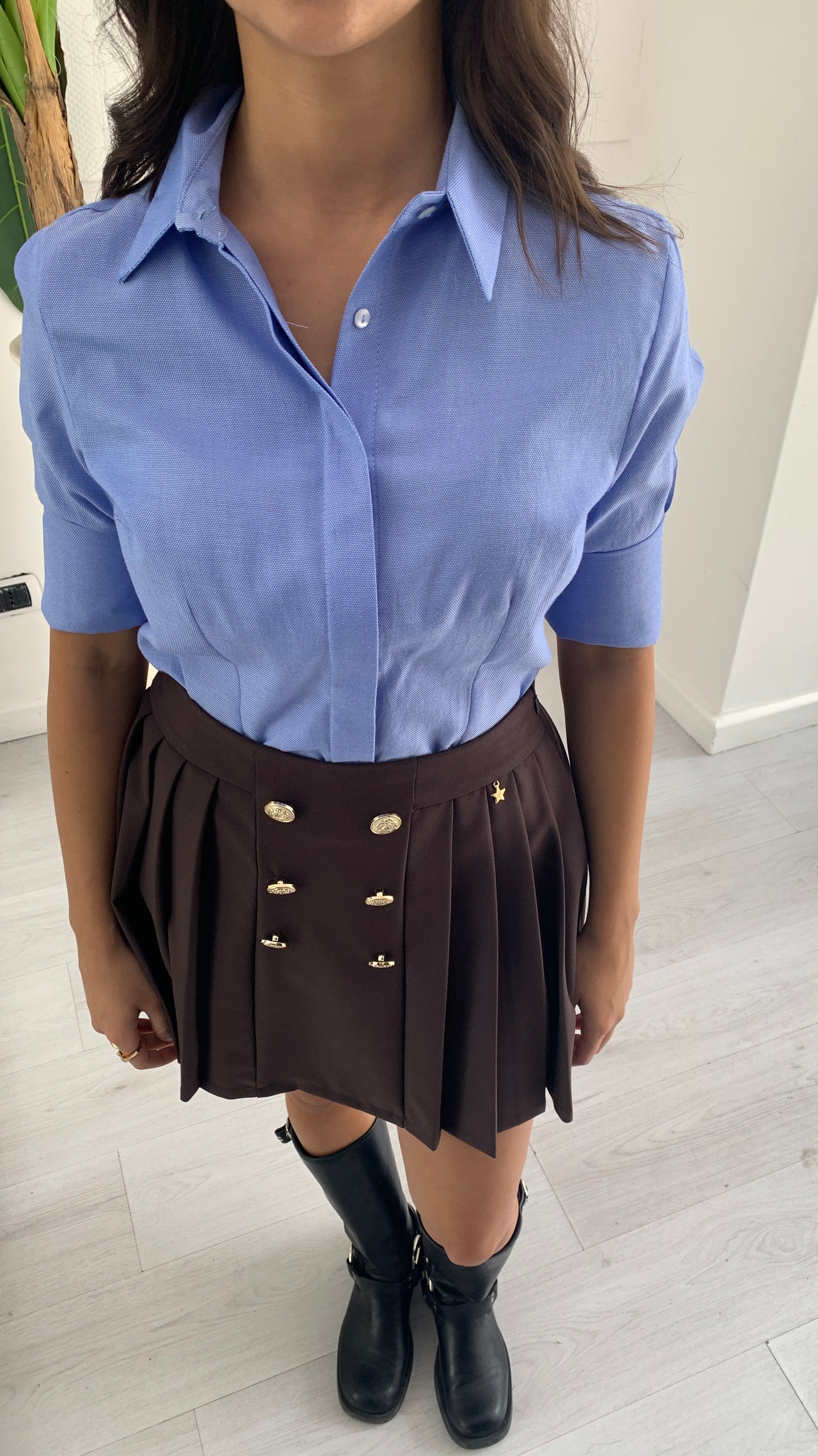 QUEGUAPA Gonna Desirè a Pieghe con Bottoni