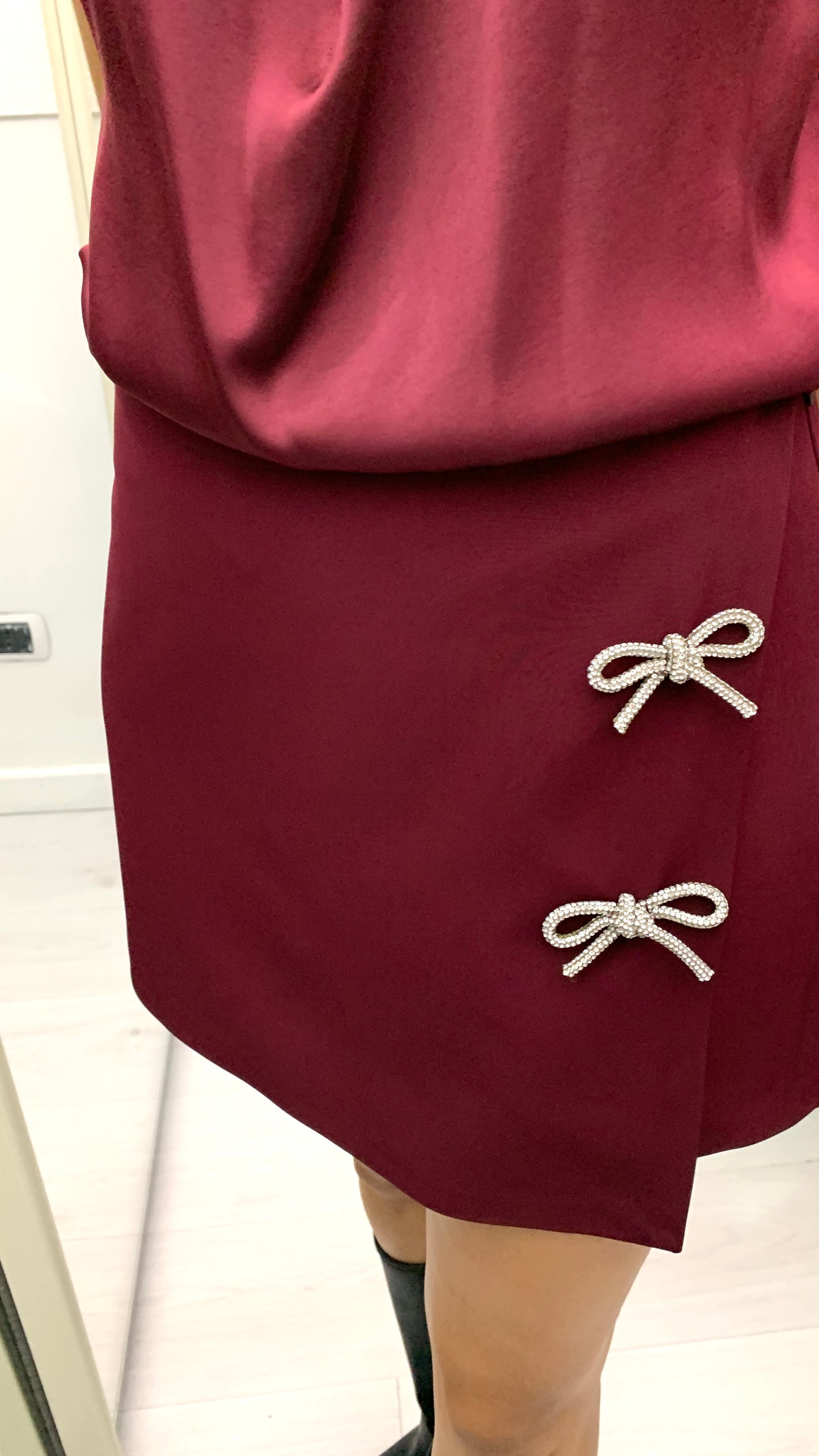 QUEGUAPA Shorts Lisa con Fiocchi