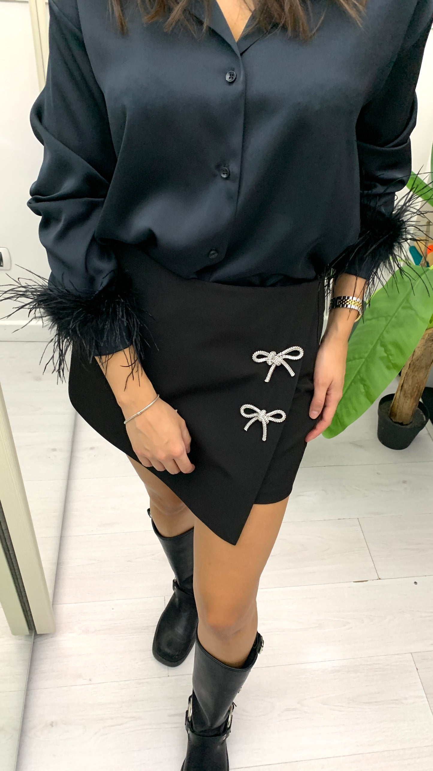 QUEGUAPA Camicia Nicole con Piume