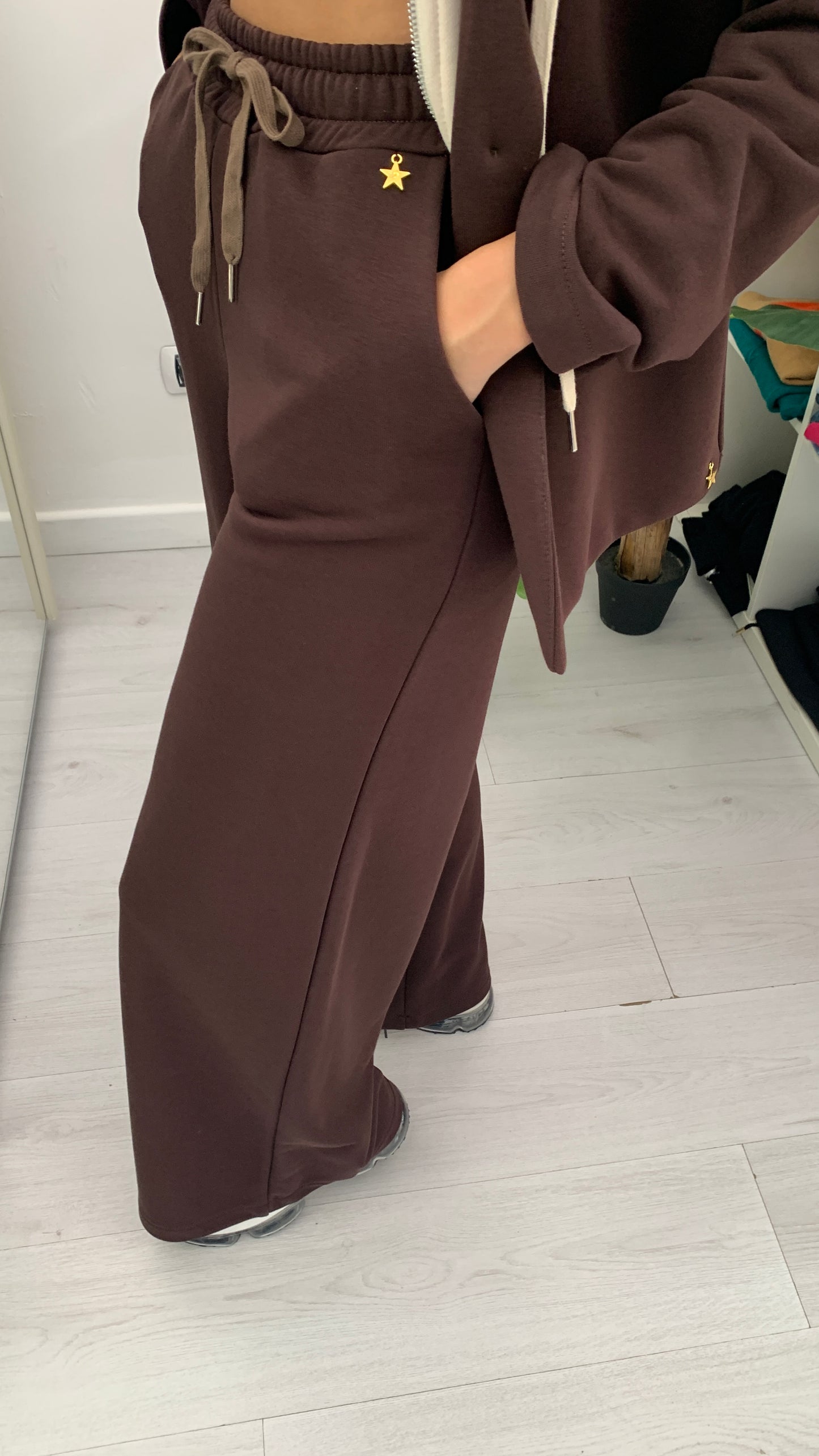 QUEGUAPA Tuta Modello Tailleur