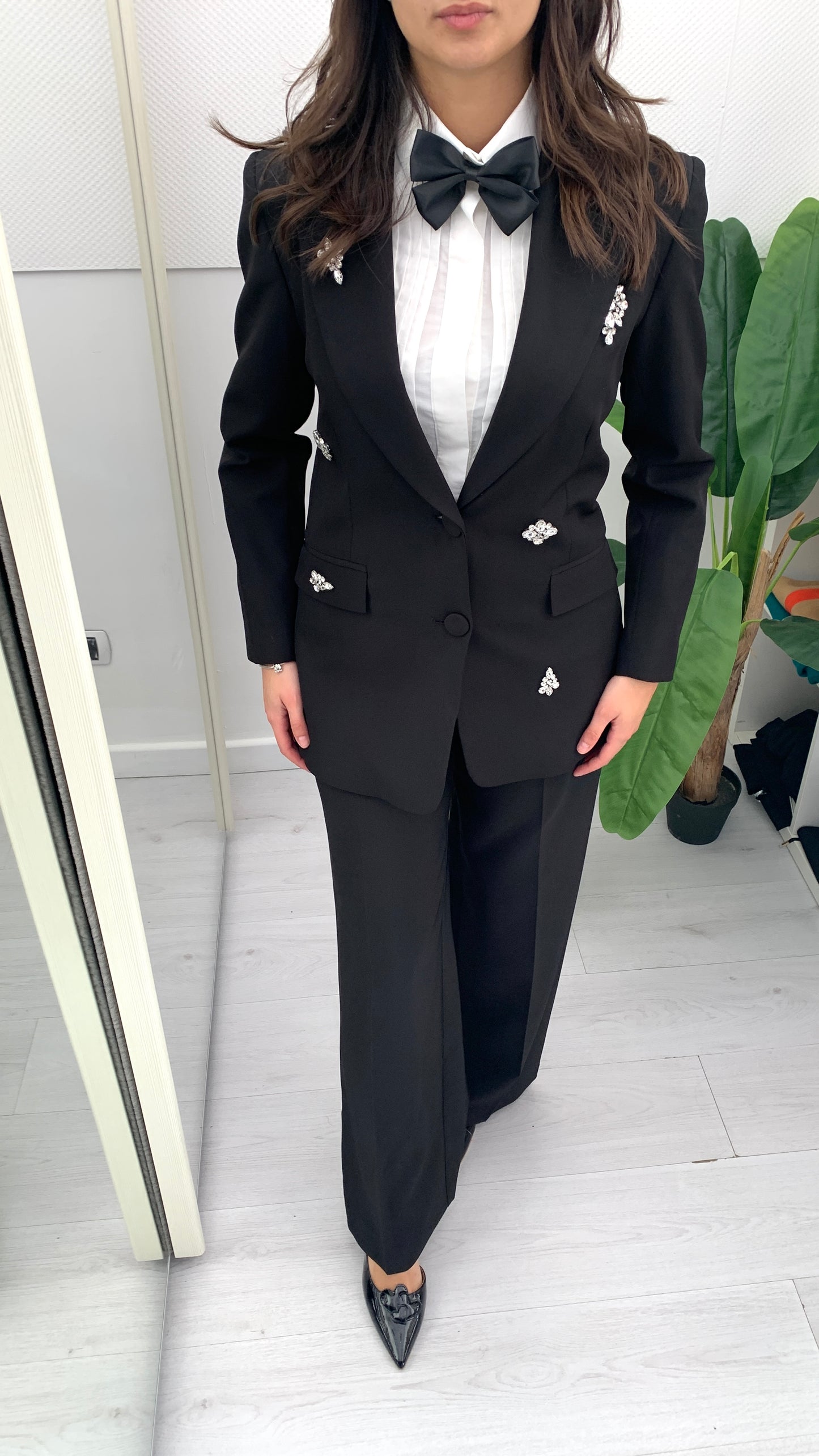 QUEGUAPA Tailleur con Applicazione