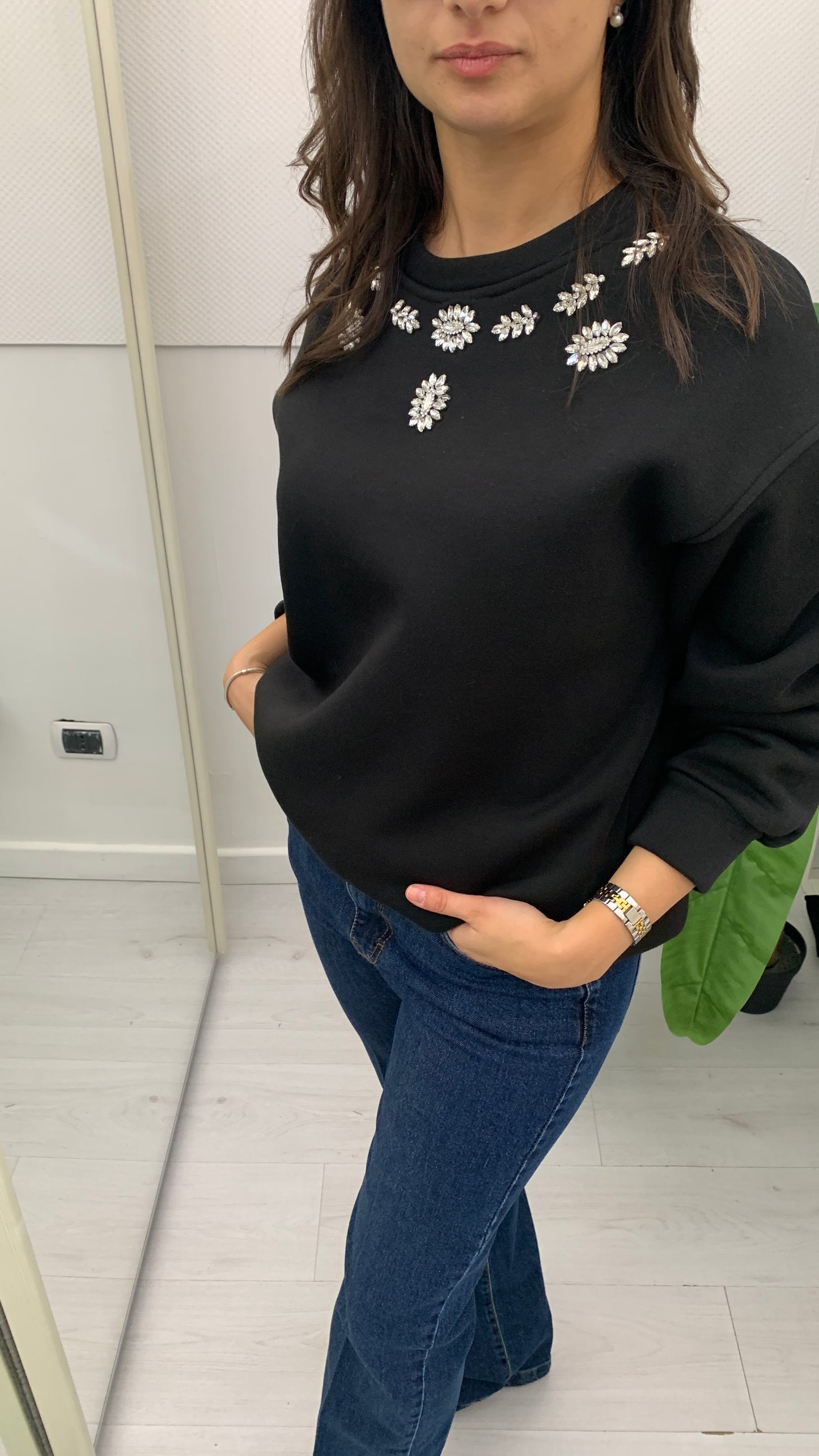 QUEGUAPA Felpa Manuela con Applicazioni