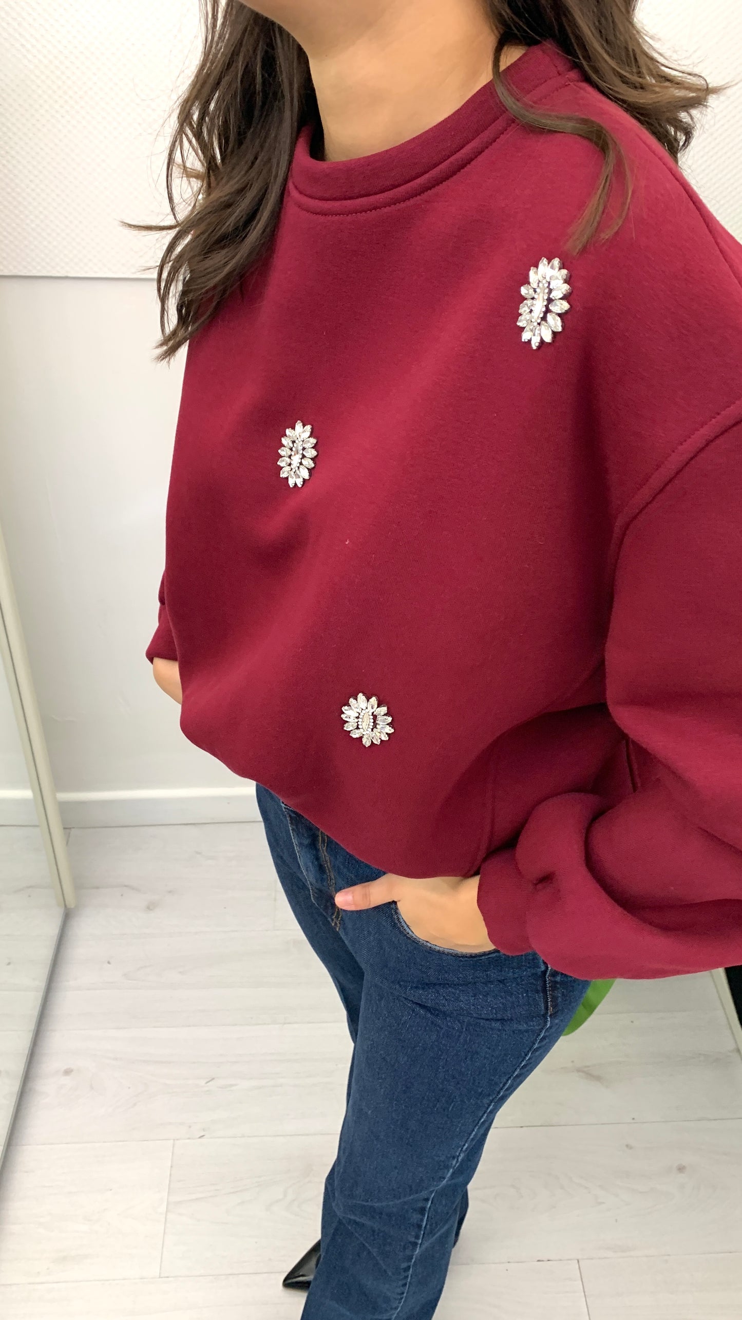 QUEGUAPA Felpa Irene con Applicazioni