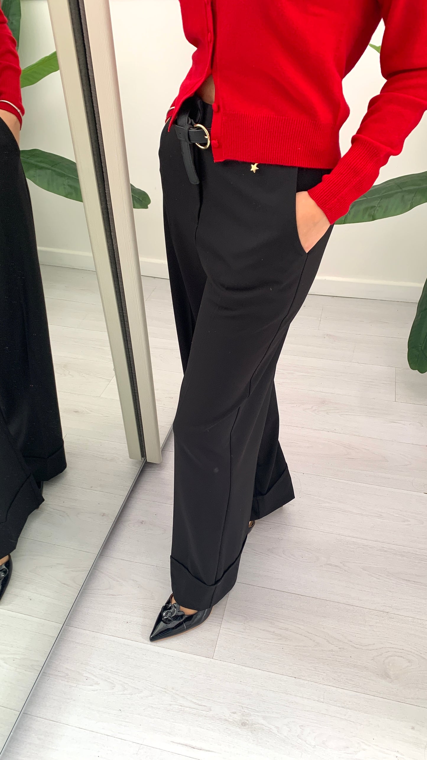 QUEGUAPA Pantalone Ornella con Cintura