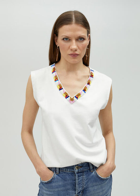 LOLA CASADEMUNT T-Shirt in cotone con Scollo a V e Applicazioni