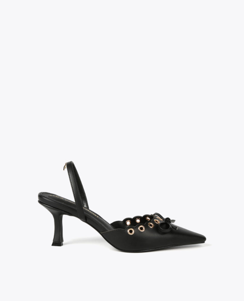 LOLA CASADEMIUNT Chanel Aperta Dietro con Borchiette