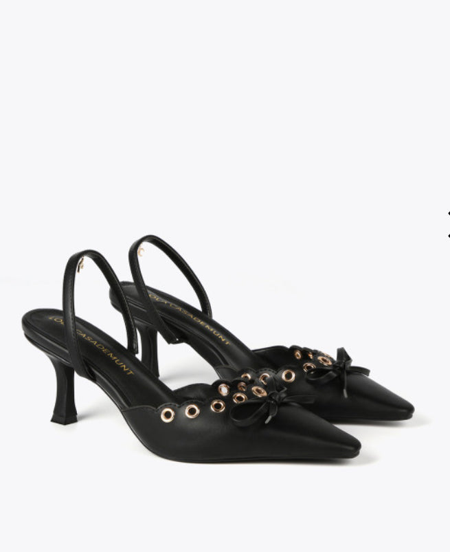 LOLA CASADEMIUNT Chanel Aperta Dietro con Borchiette