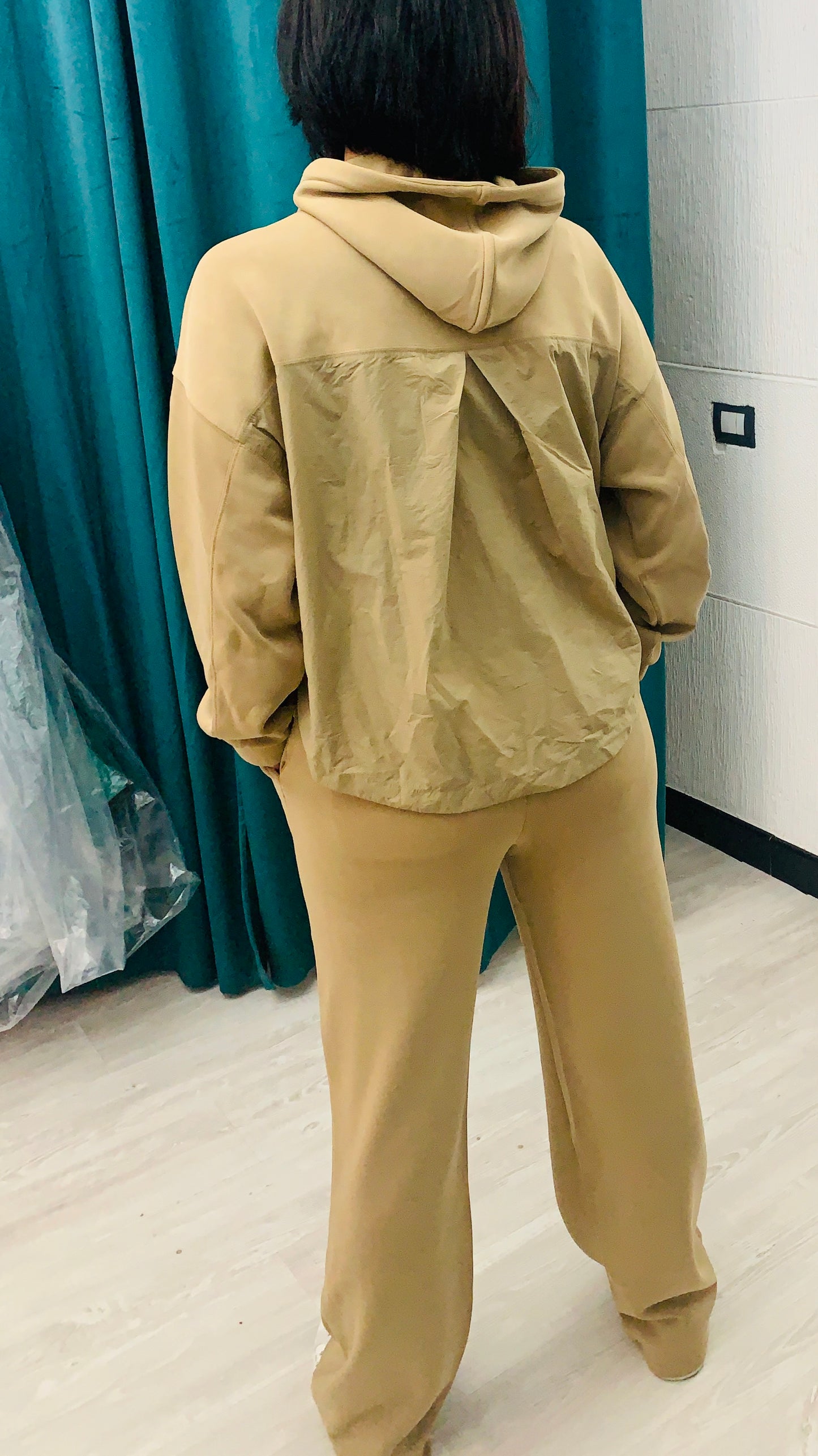 LOLA CASADEMUNT Tuta Spprtiva in Neoprene Morbidissima