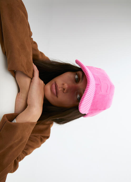 LOLA CASADEMUNT Berretto in Velluto a Coste con Logo